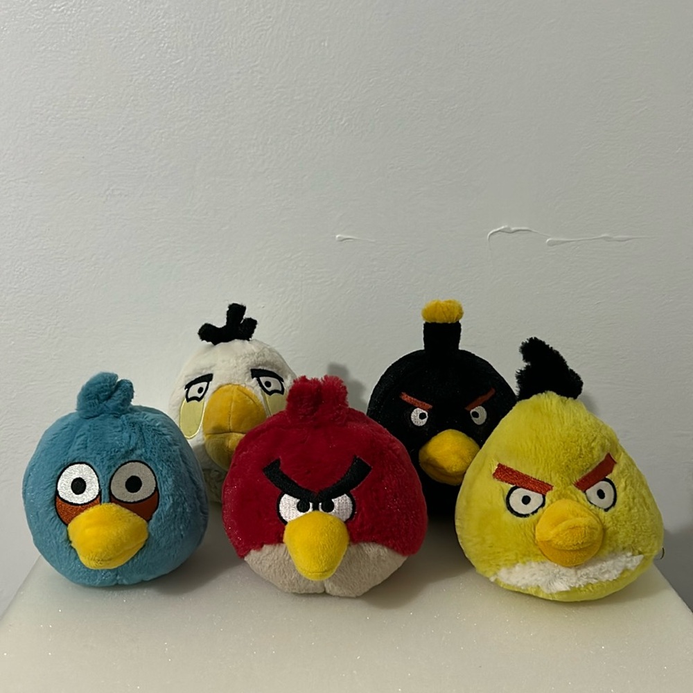 Lot of 5 Angry Birds 5” plush